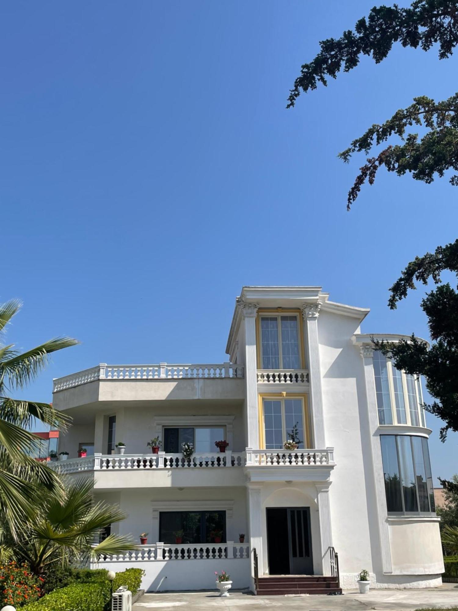 ドゥラスVila Briartアパートメント エクステリア 写真